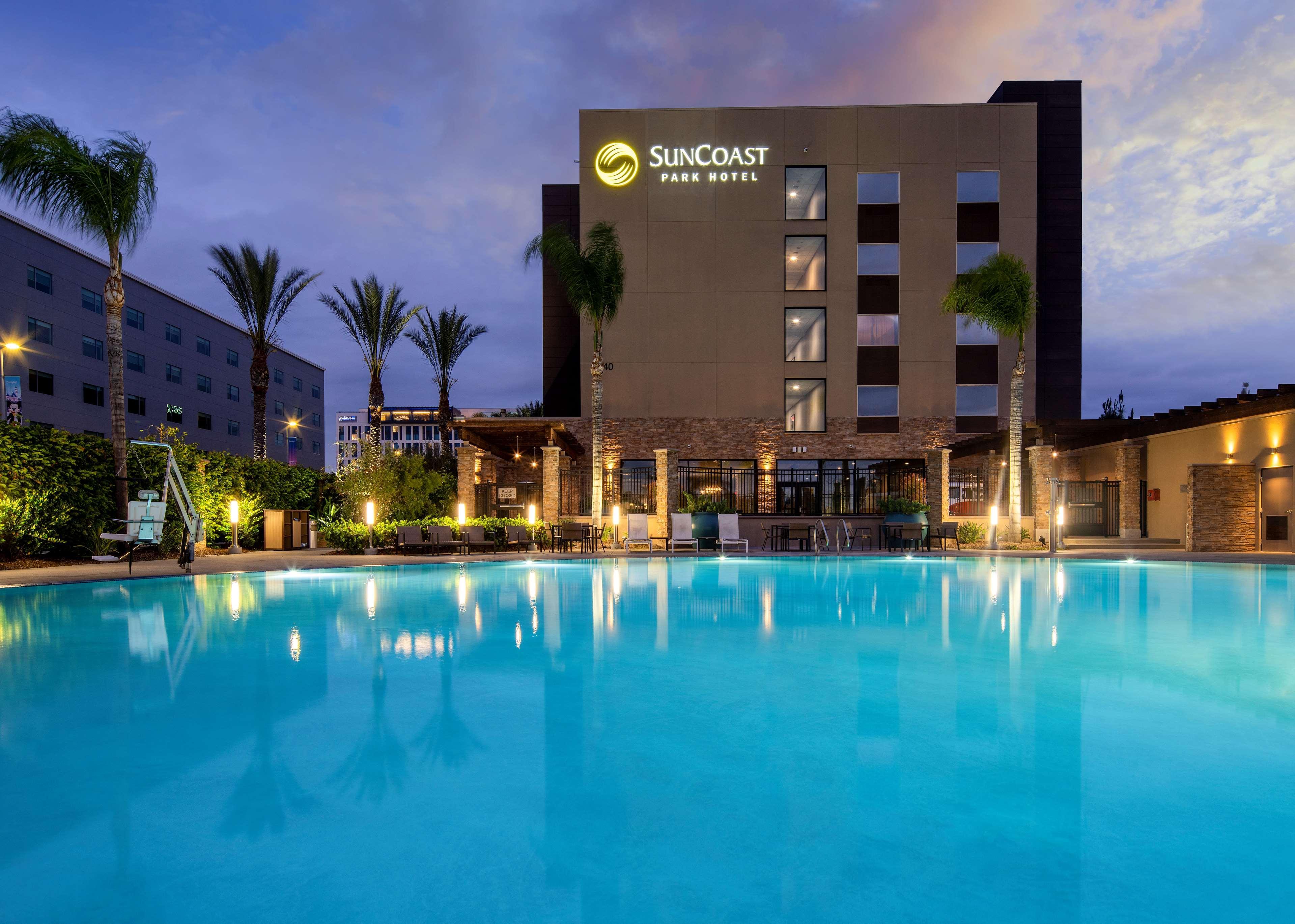 Suncoast Hotel Anaheim, Tapestry Collection By Hilton Kültér fotó
